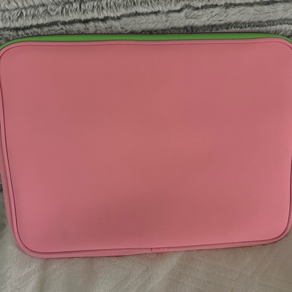 💕Marc Jacobs Pink laptop sleeve case💕 - Picture 6 of 11